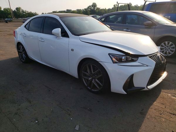2017 LEXUS IS