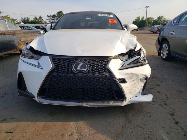 2017 LEXUS IS