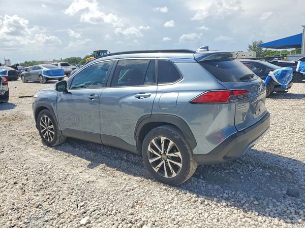 2023 TOYOTA COROLLA CROSS XLE