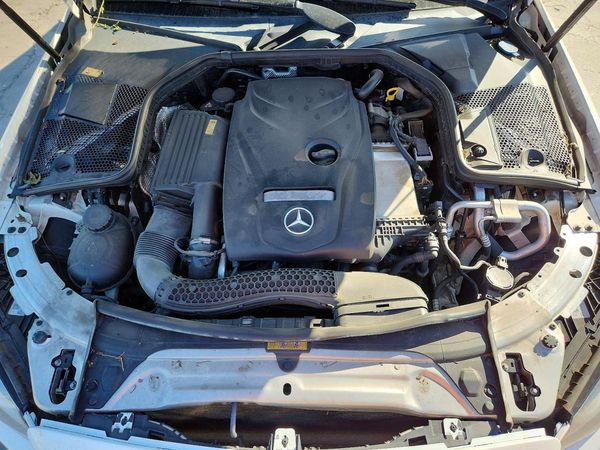 2016 MERCEDES-BENZ C C300-4M