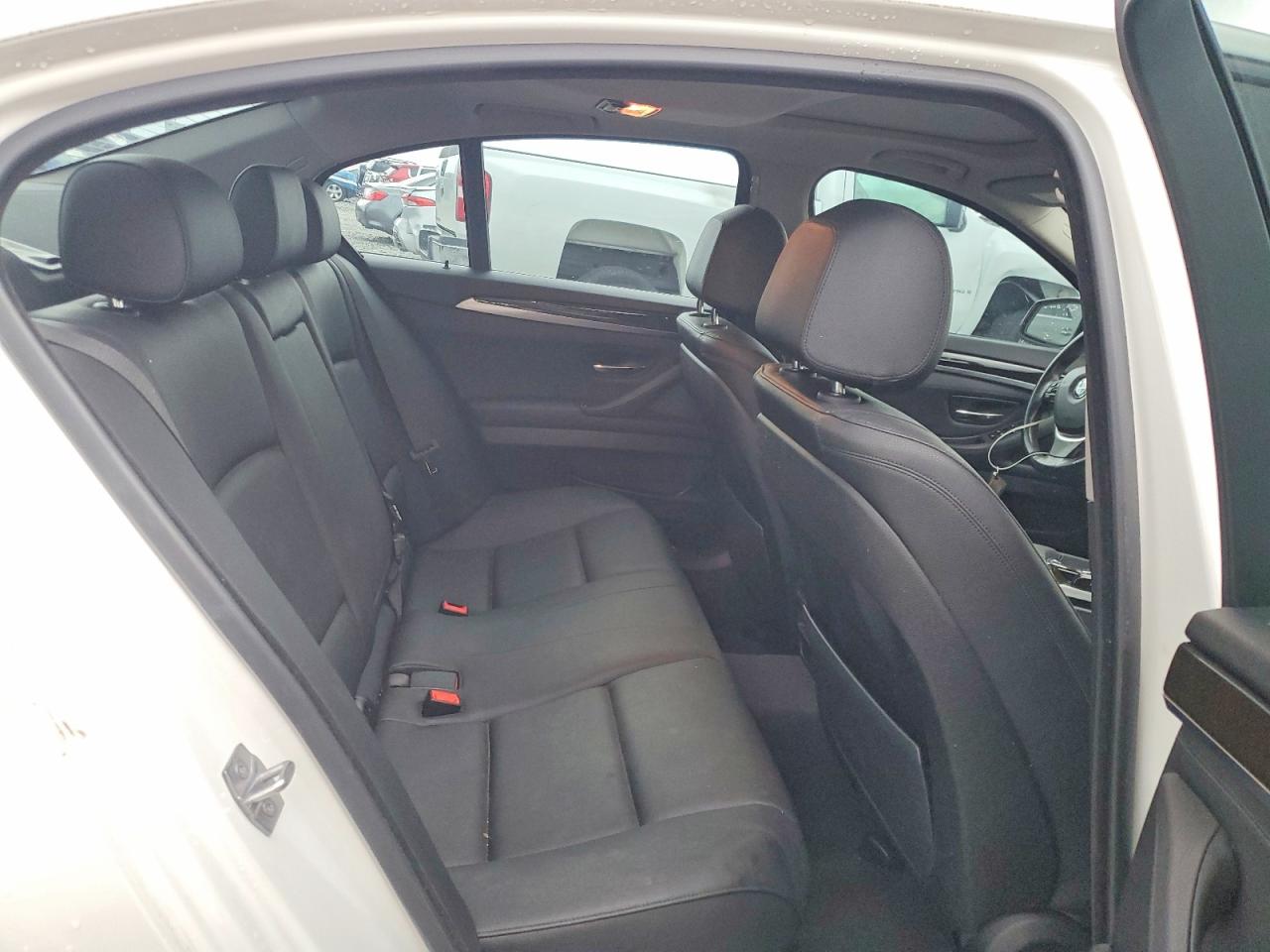 2016 BMW 528