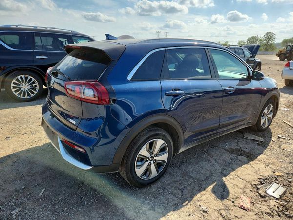 2019 KIA NIRO