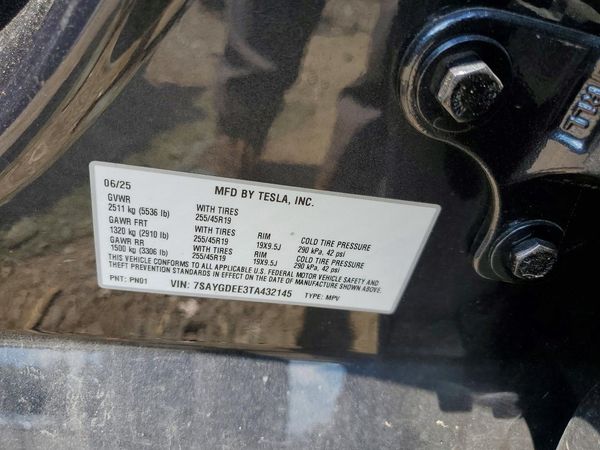 2026 TESLA MODEL Y