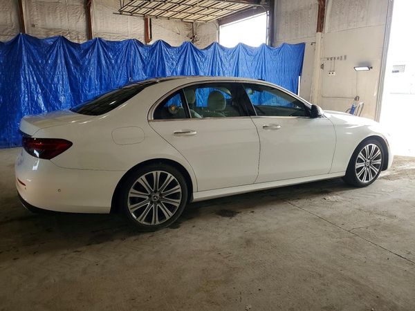 2022 MERCEDES-BENZ E E350