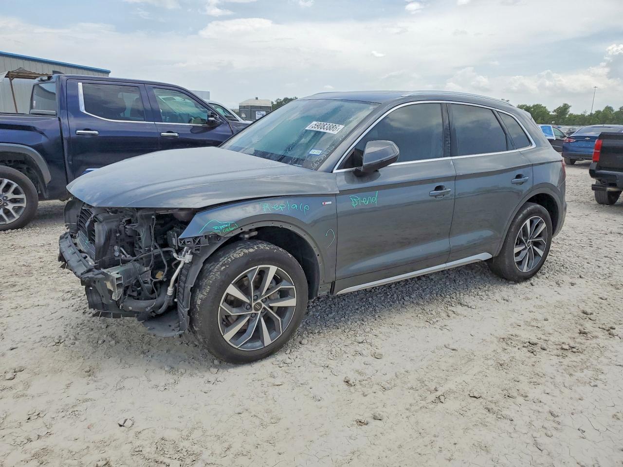 2022 AUDI Q5 S Line quattro Premium