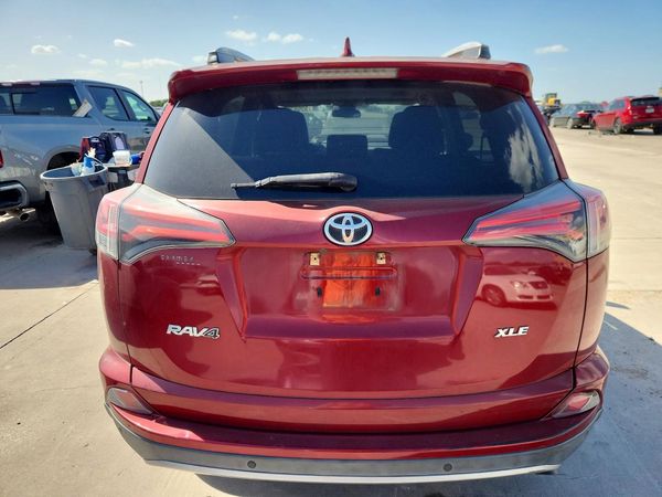 2018 TOYOTA RAV4 Adventure/XLE