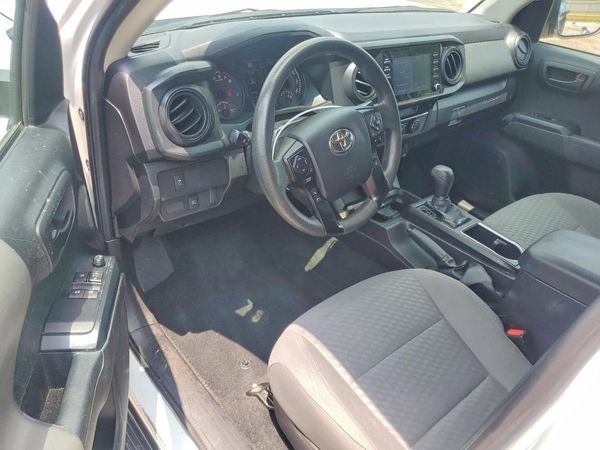 2022 TOYOTA TACOMA SR5