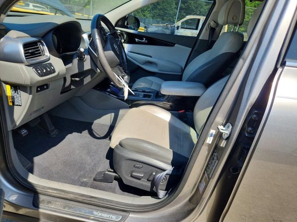 2016 KIA SORENTO SX / SX Limited
