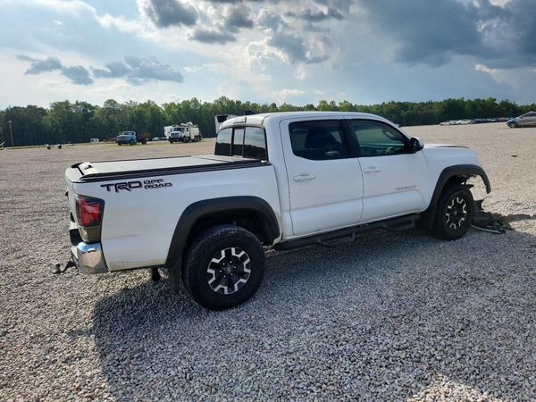 2016 TOYOTA TACOMA