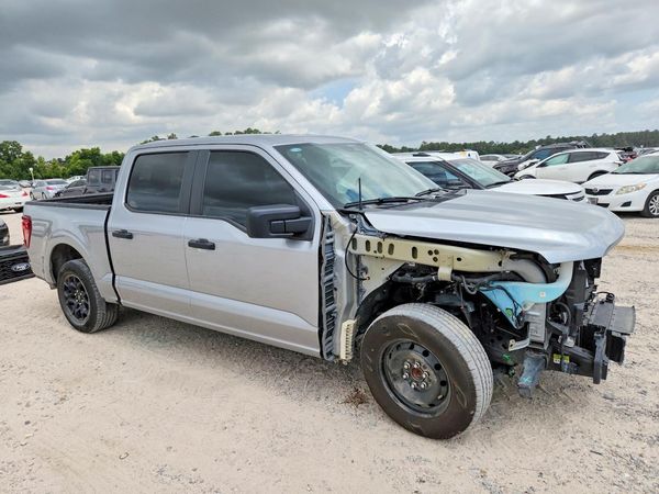 2025 FORD F150 STX