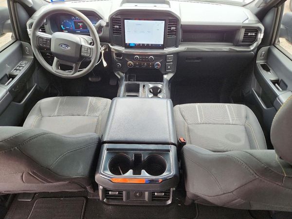 2025 FORD F150 STX