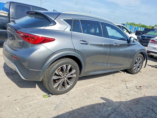 2018 INFINITI QX30