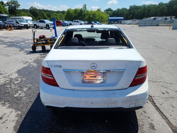 2013 MERCEDES-BENZ C C250