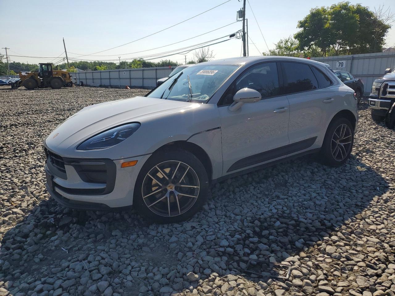 2025 PORSCHE MACAN Macan, Macan T