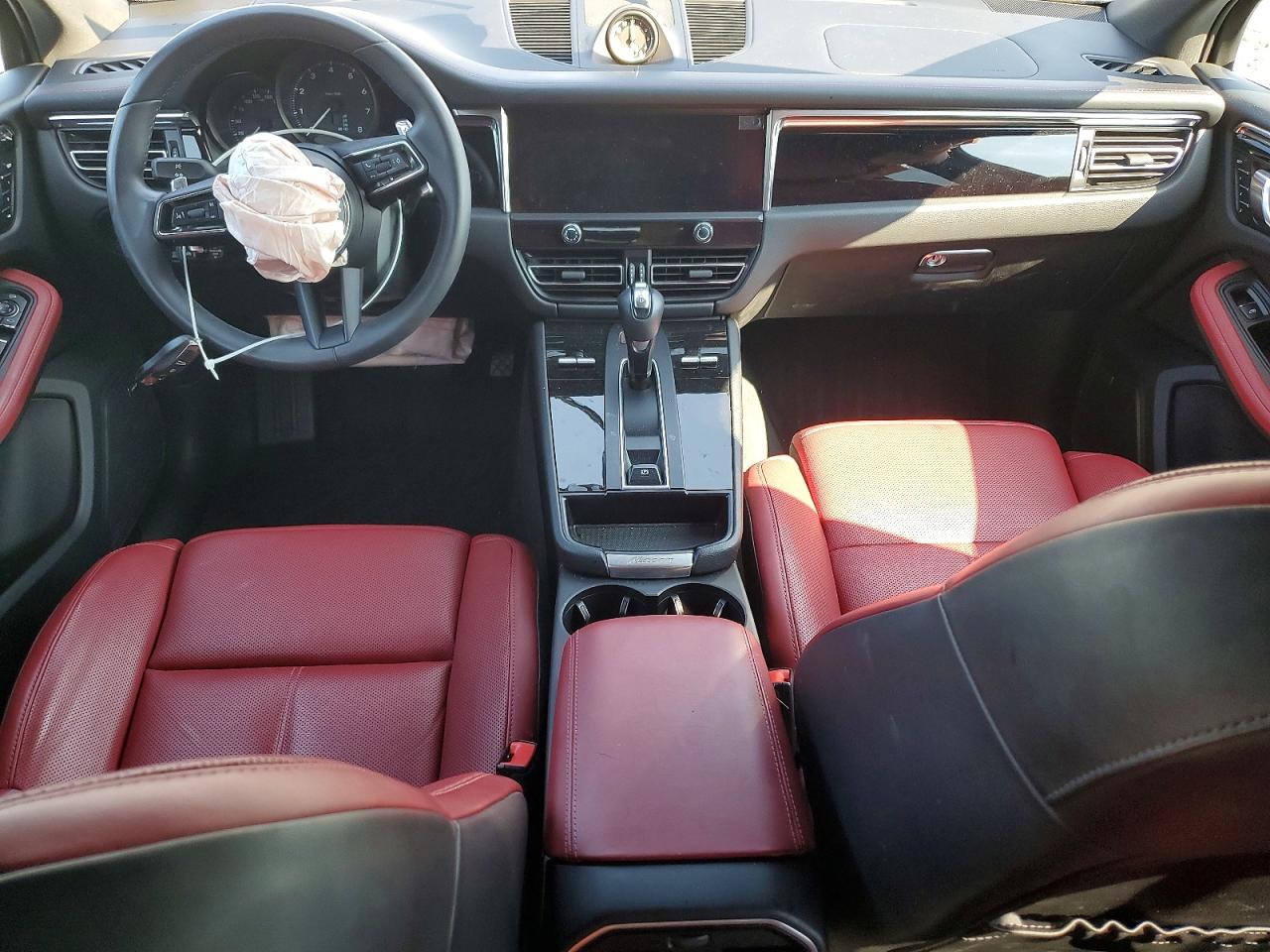 2025 PORSCHE MACAN Macan, Macan T