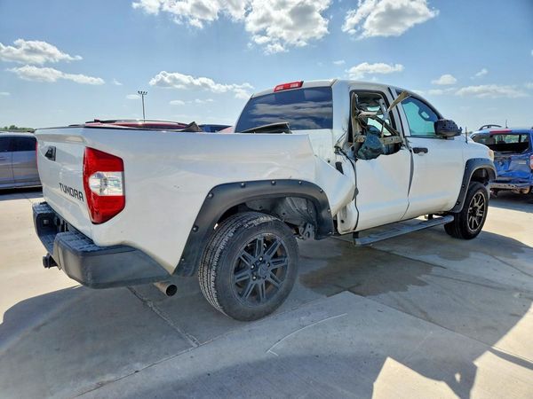 2017 TOYOTA TUNDRA SR/SR5