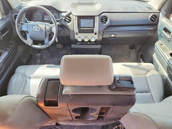 2017 TOYOTA TUNDRA SR/SR5