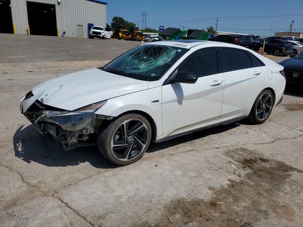 2021 HYUNDAI ELANTRA
