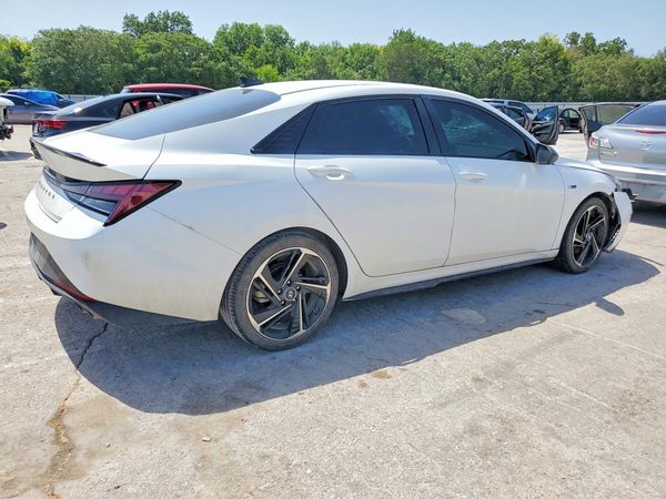 2021 HYUNDAI ELANTRA