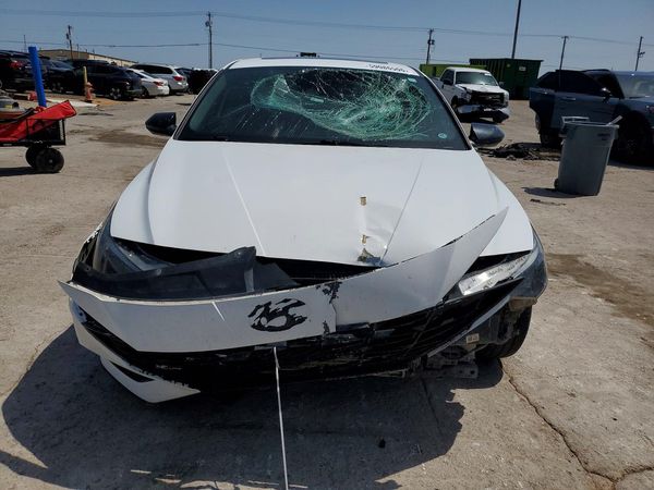 2021 HYUNDAI ELANTRA