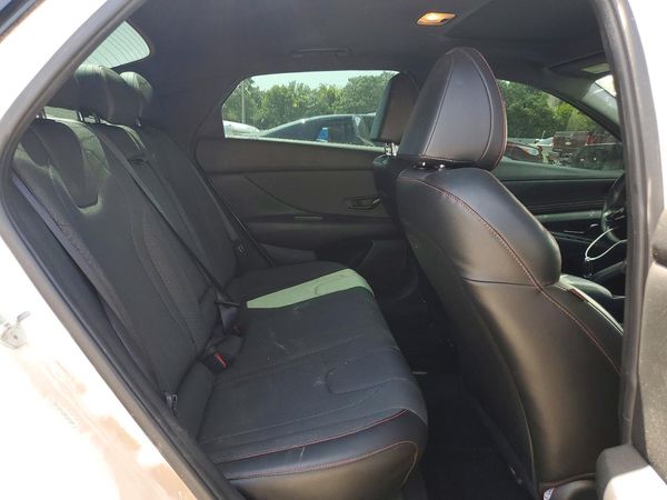 2021 HYUNDAI ELANTRA
