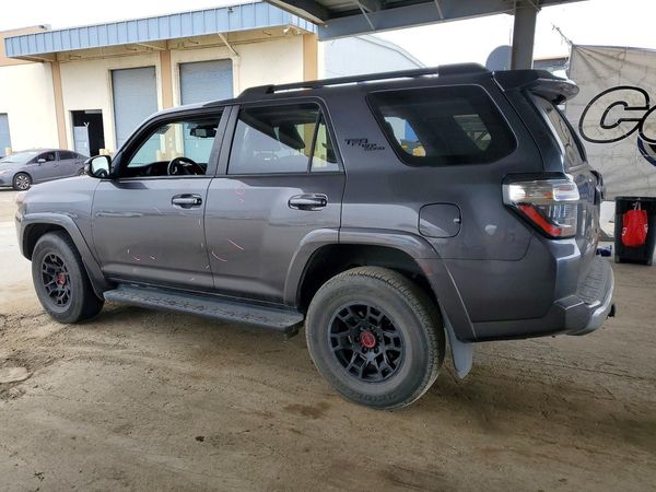 2022 TOYOTA 4RUNNER TRD Offroad Prem
