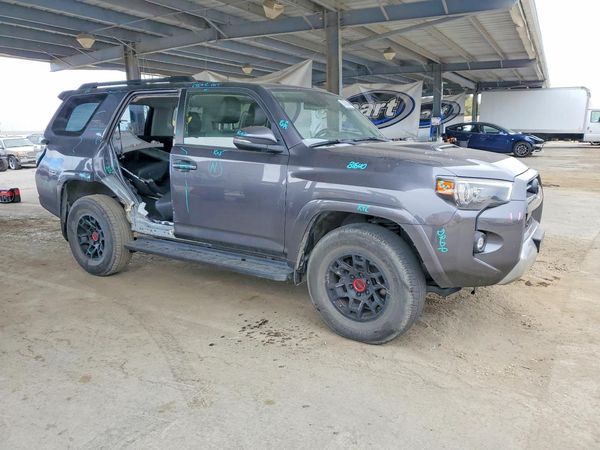 2022 TOYOTA 4RUNNER TRD Offroad Prem