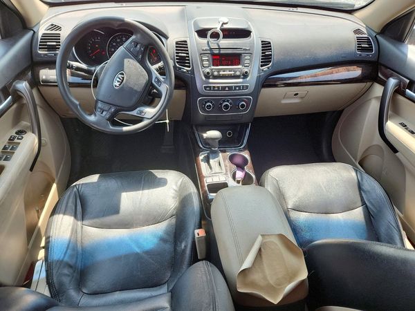 2015 KIA SORENTO
