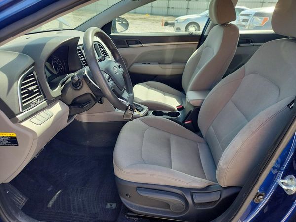 2017 HYUNDAI ELANTRA