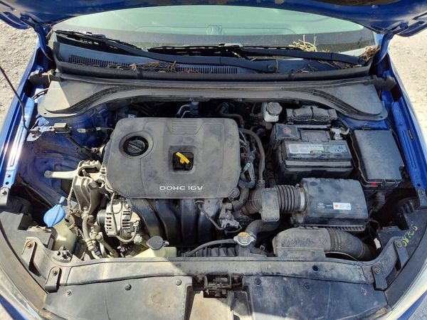 2017 HYUNDAI ELANTRA