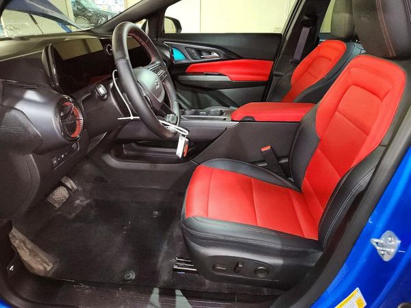 2025 CHEVROLET EQUINOX RS — DENT