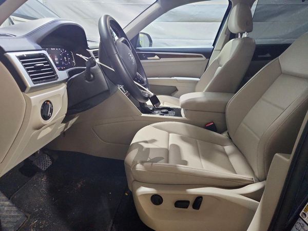 2022 VOLKSWAGEN ATLAS 4Motion SE w/ Tech