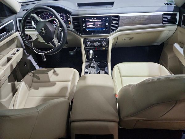 2022 VOLKSWAGEN ATLAS 4Motion SE w/ Tech