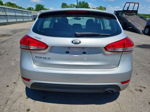 2016 KIA FORTE GL (Middle-Low Grade)