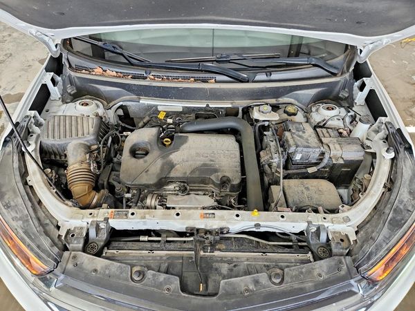 2023 CHEVROLET EQUINOX LS — Engine bay