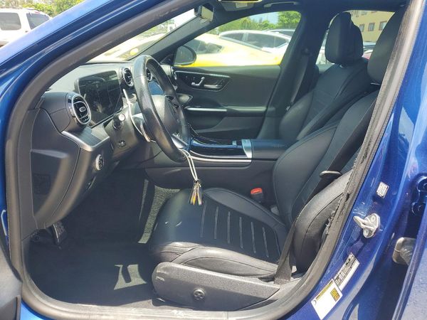2024 MERCEDES-BENZ C C300