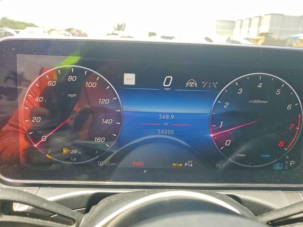 2024 MERCEDES-BENZ C C300