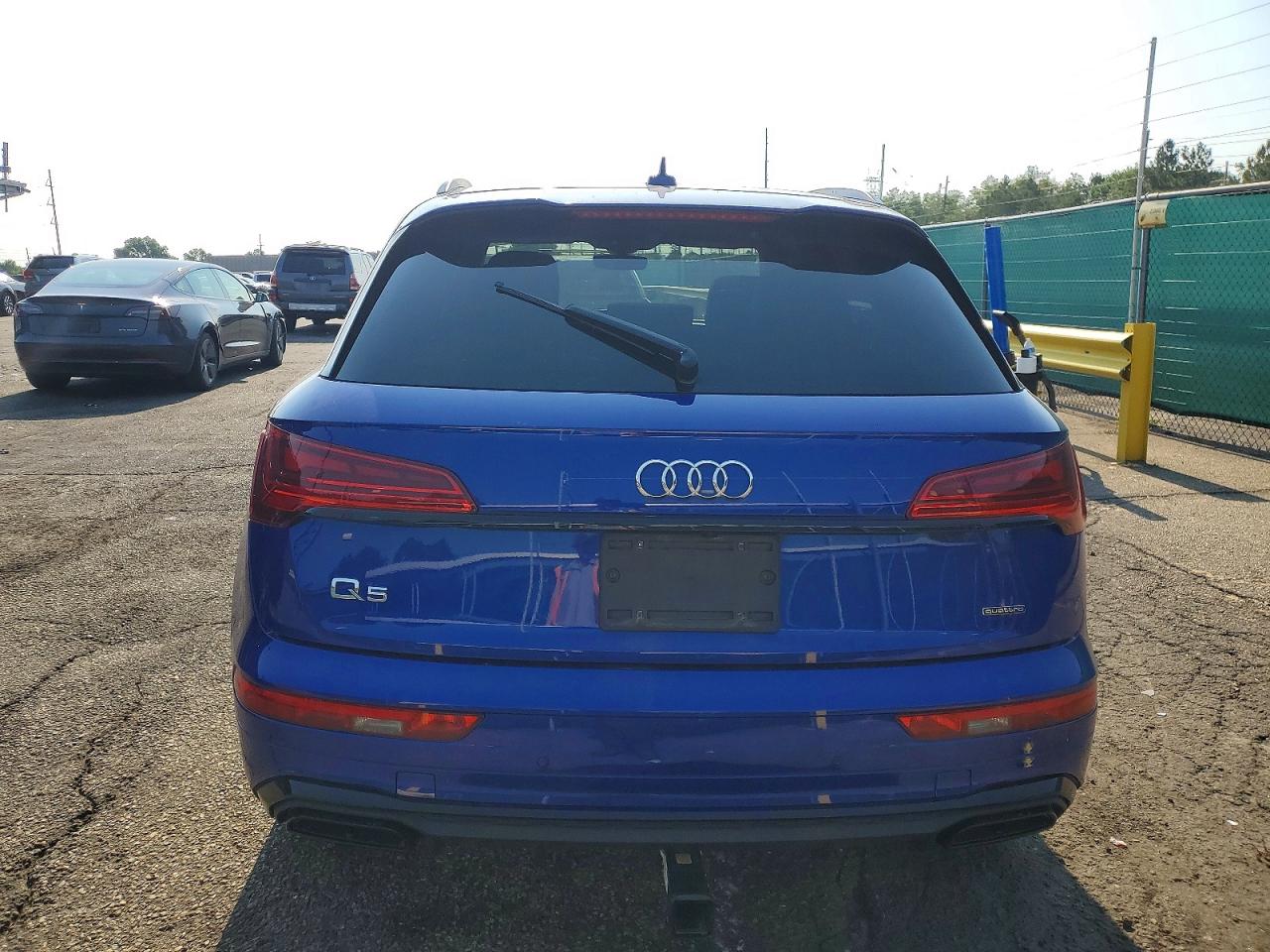 2022 AUDI Q5 E