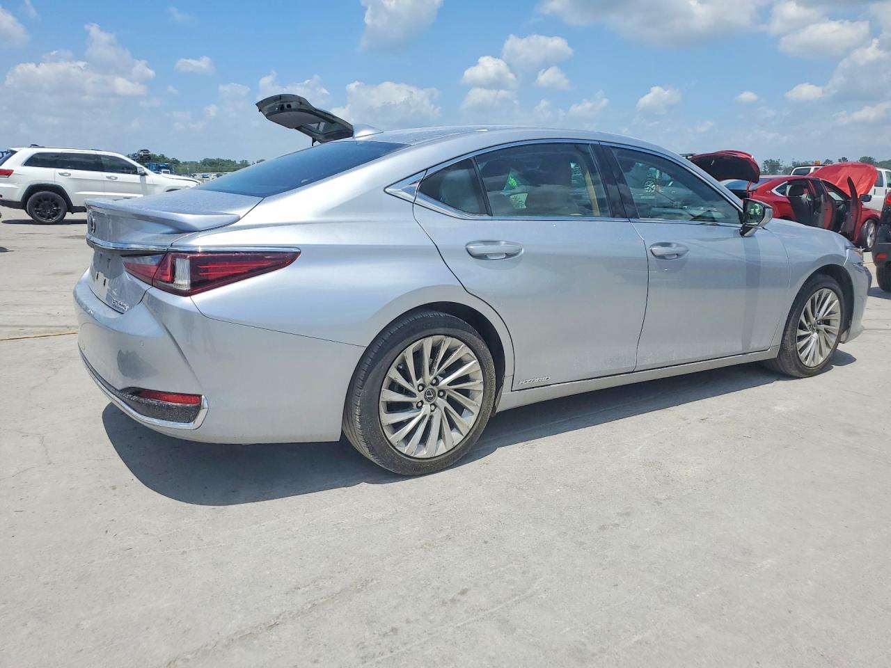 2022 LEXUS ES 300H 300h Ultra Luxury
