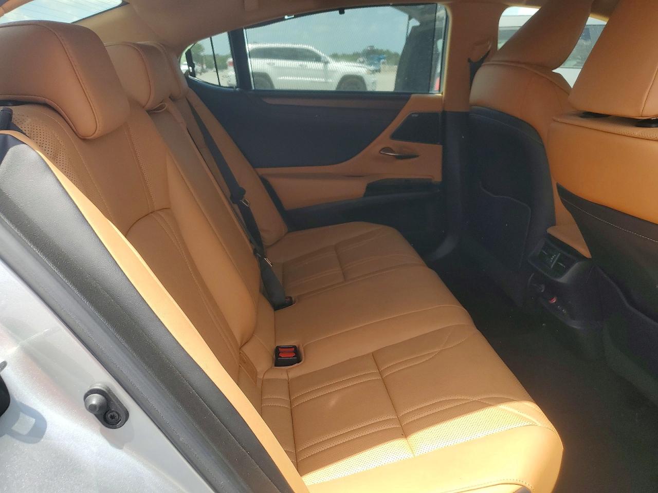 2022 LEXUS ES 300H 300h Ultra Luxury