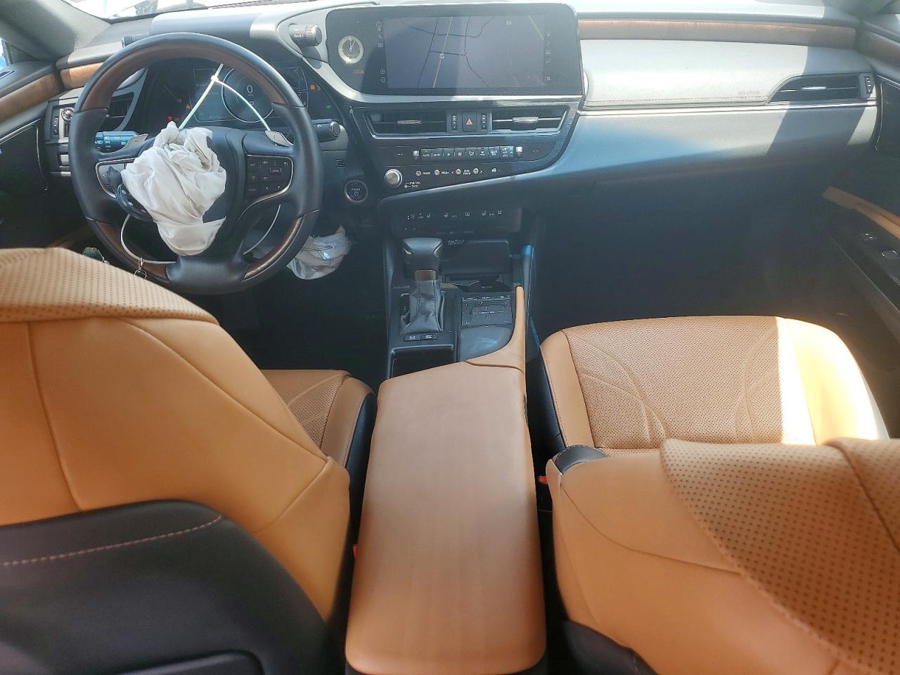 2022 LEXUS ES 300H 300h Ultra Luxury