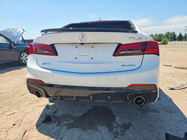 2018 ACURA TLX