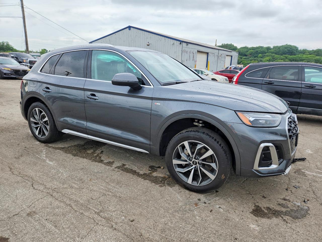 2024 AUDI Q5 S Line quattro Premium