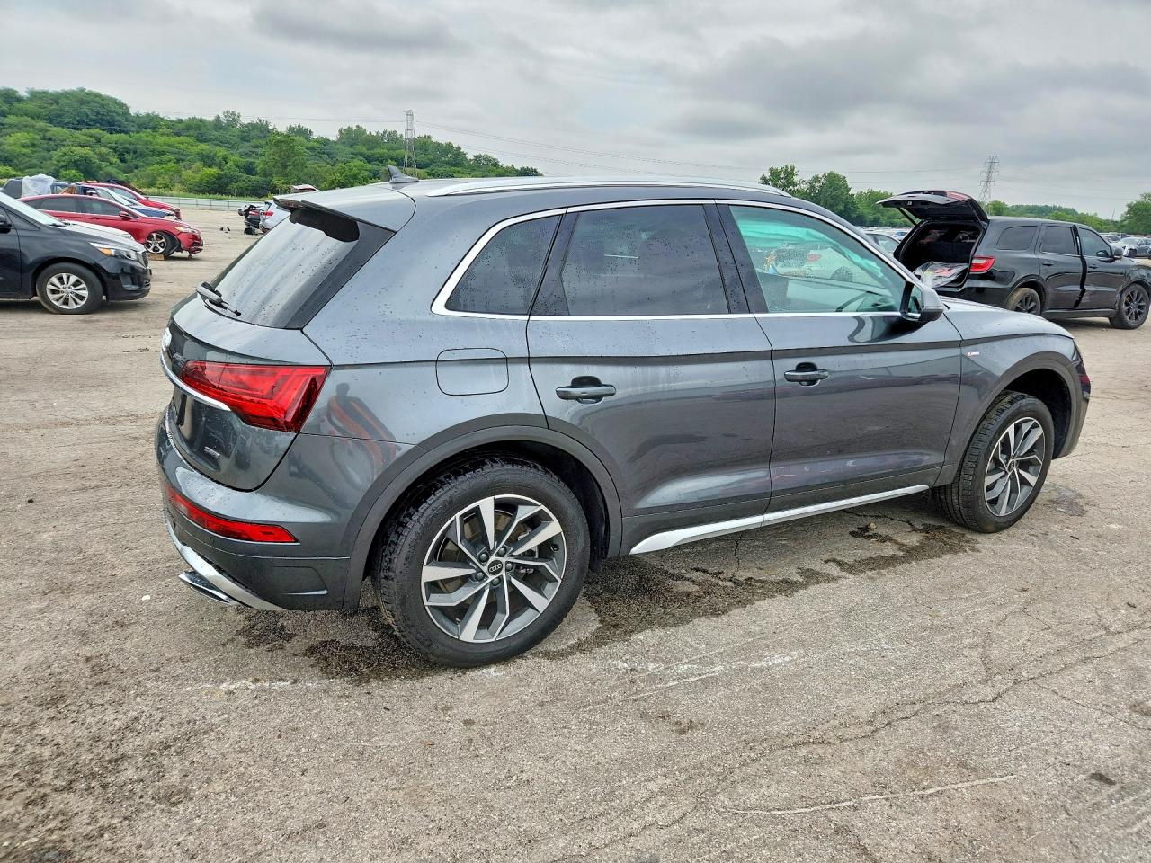 2024 AUDI Q5 S Line quattro Premium