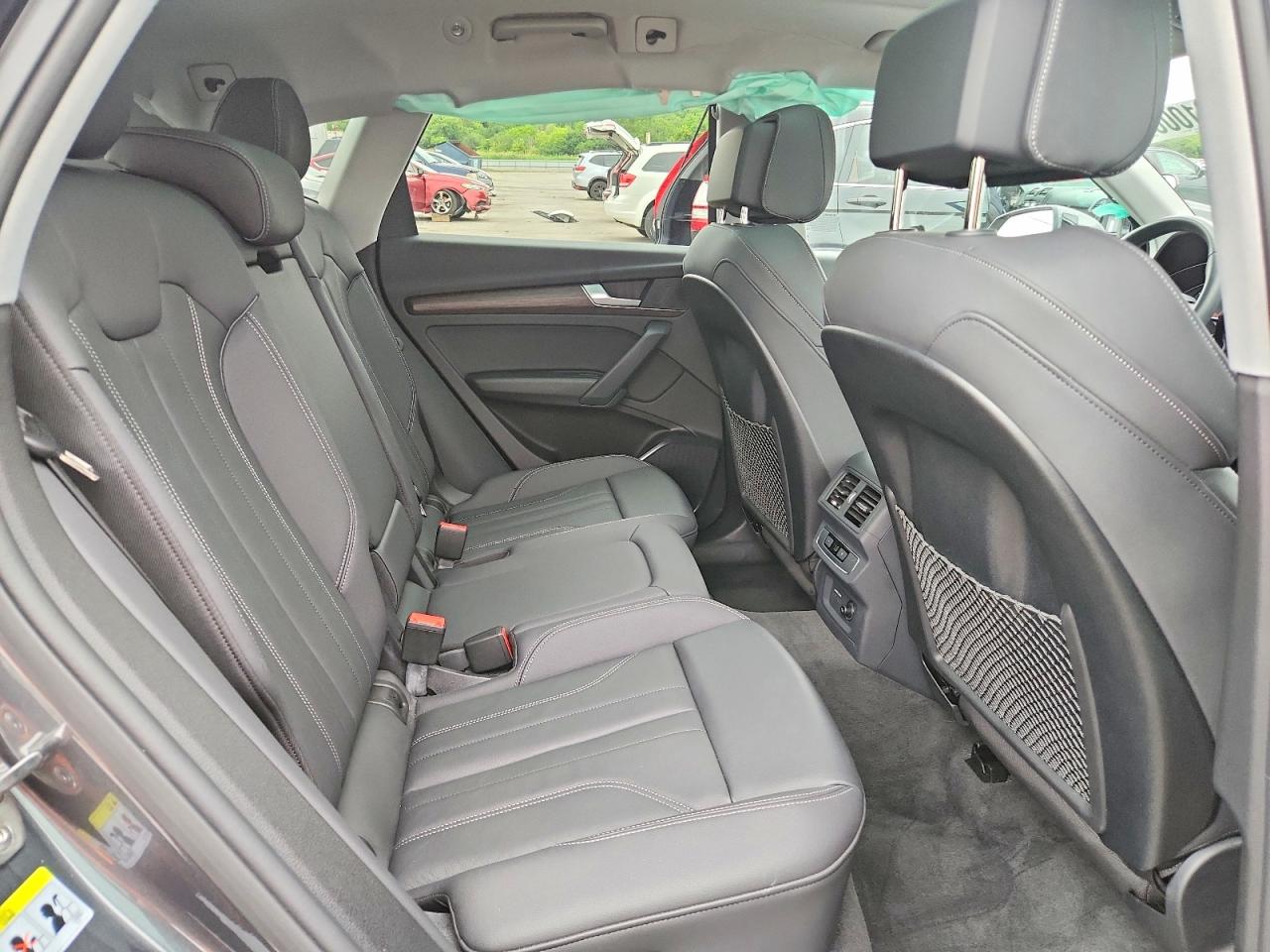 2024 AUDI Q5 S Line quattro Premium