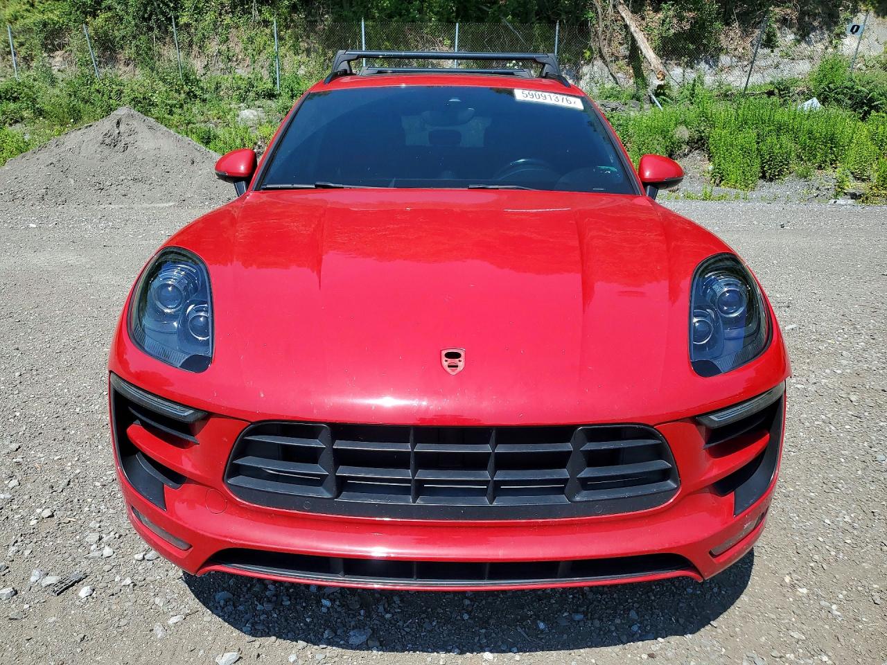 2017 PORSCHE MACAN