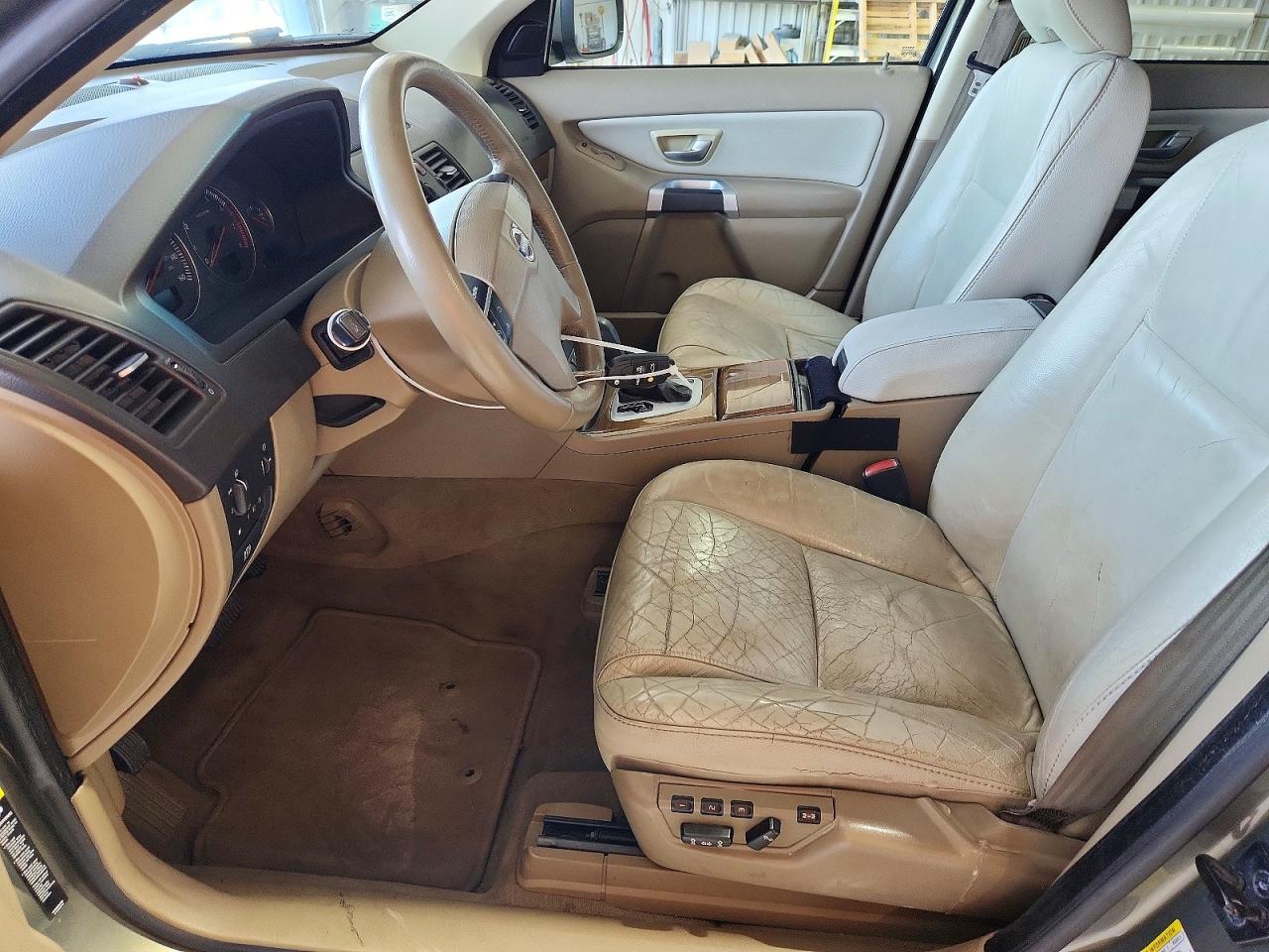 2009 VOLVO XC90
