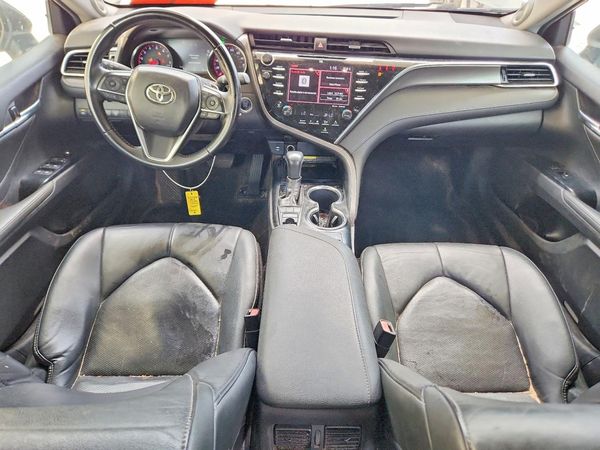 2018 TOYOTA CAMRY