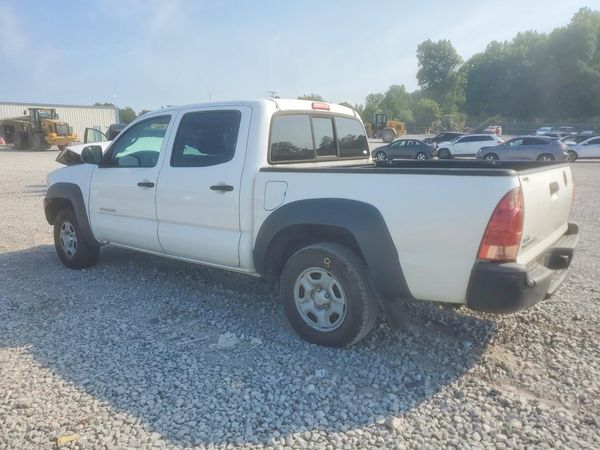 2015 TOYOTA TACOMA Delux Grade
