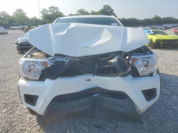 2015 TOYOTA TACOMA Delux Grade